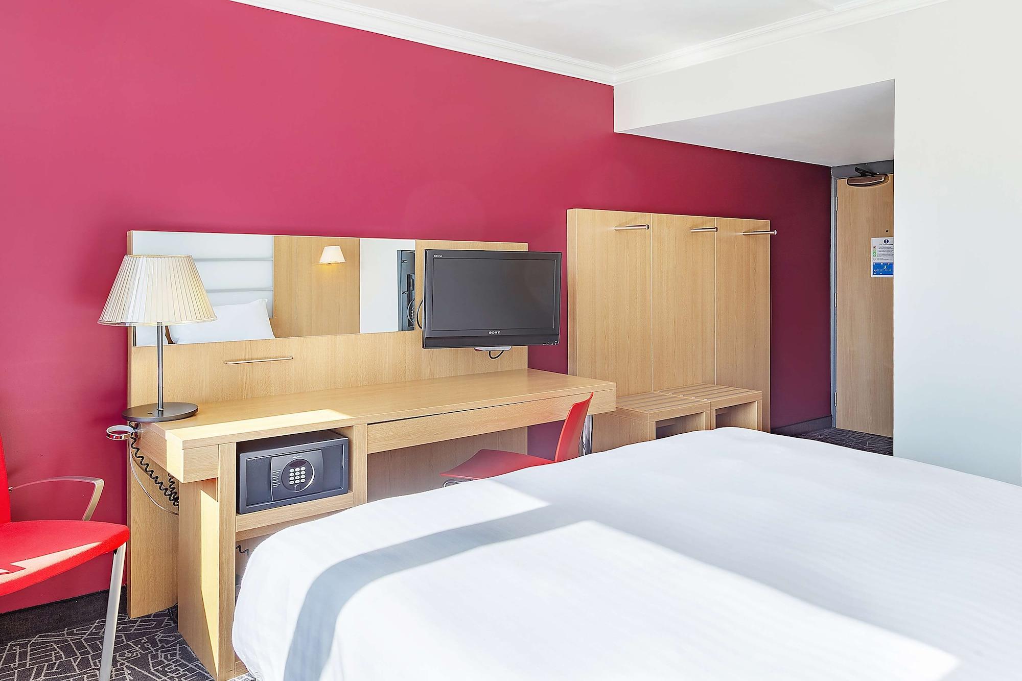 Mercure Northampton Bagian luar foto
