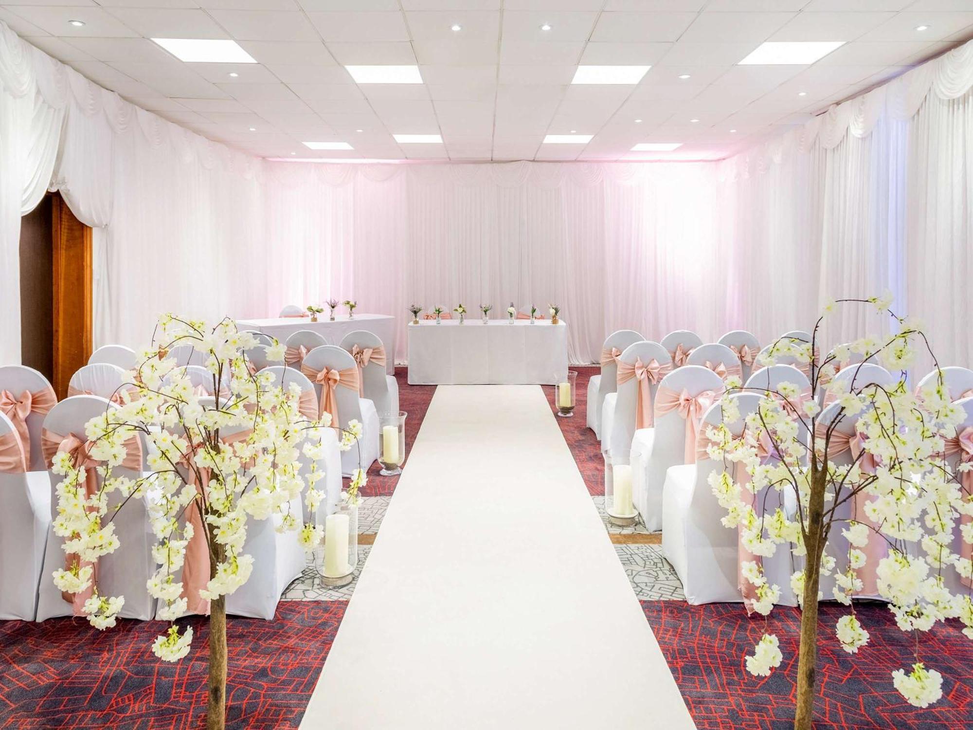 Mercure Northampton Bagian luar foto