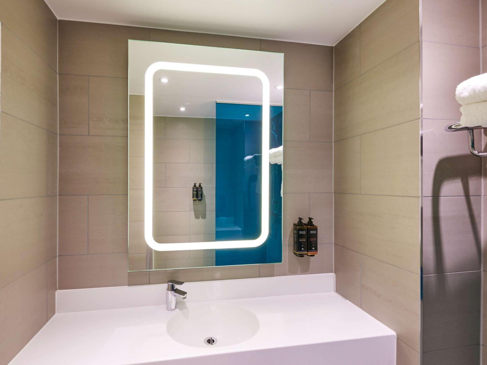 Mercure Northampton Bagian luar foto