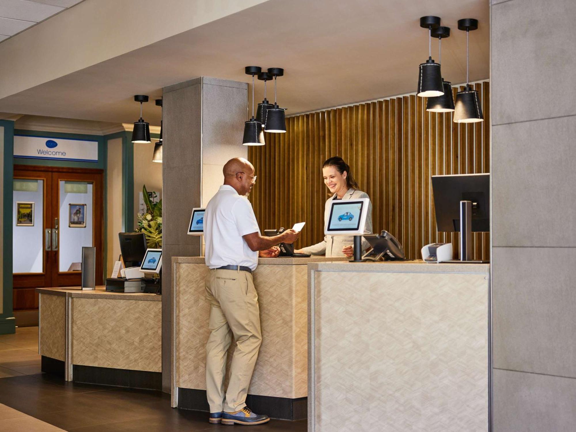 Mercure Northampton Bagian luar foto